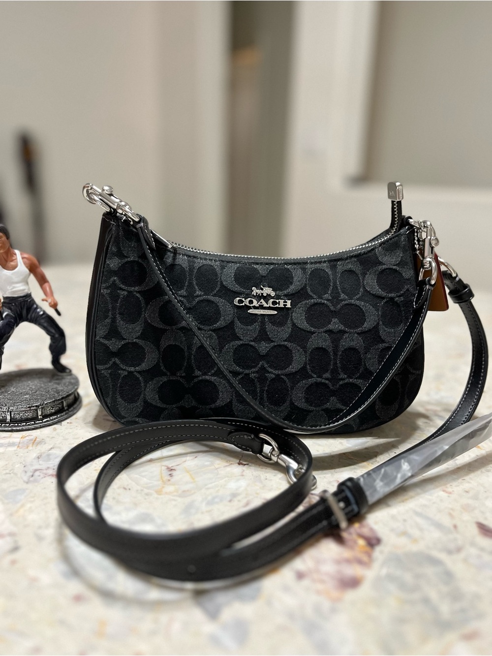 NWT Coach Teri Shoulder Bag In Signature Denim Silver/Black